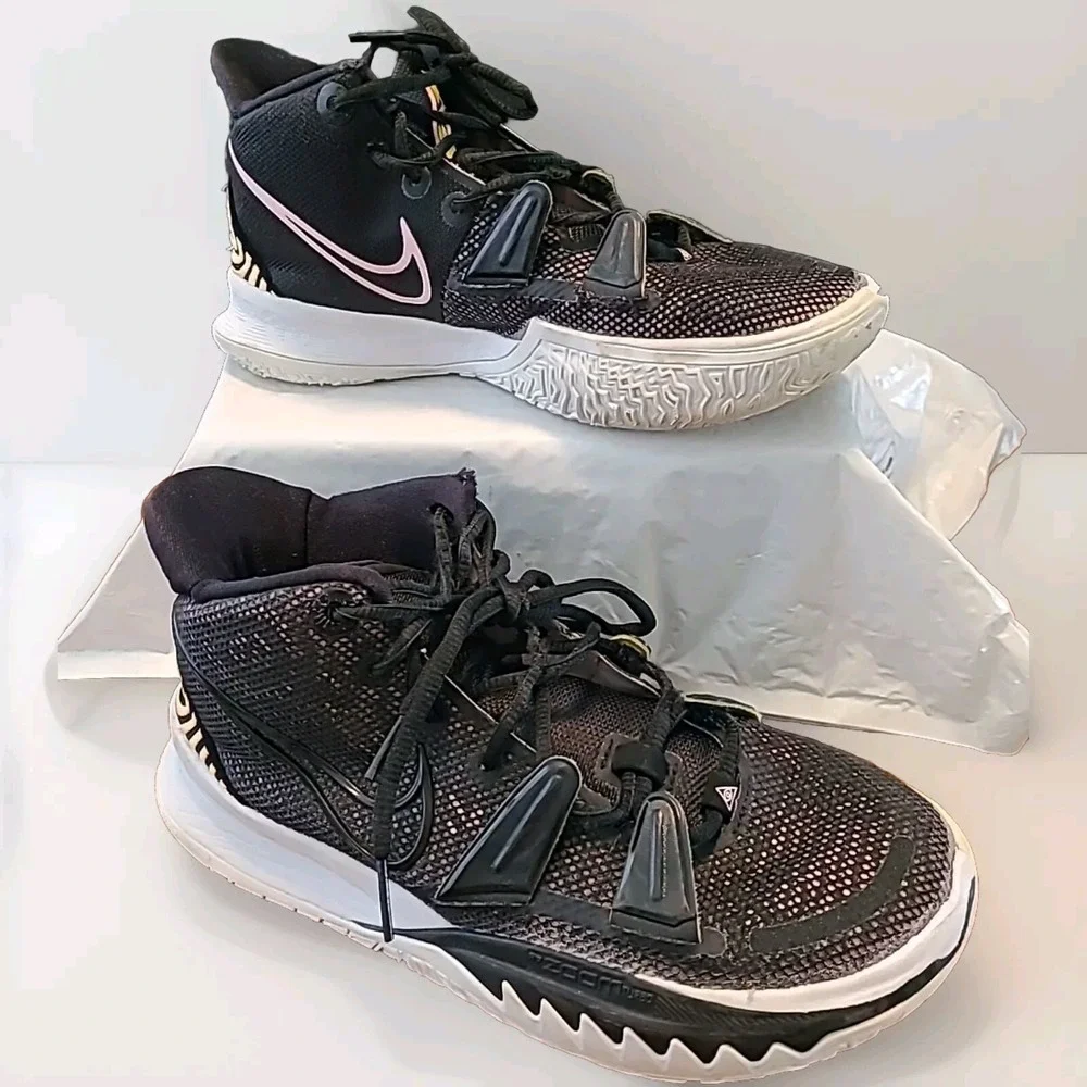 Men's Nike Kyrie Irving 7 